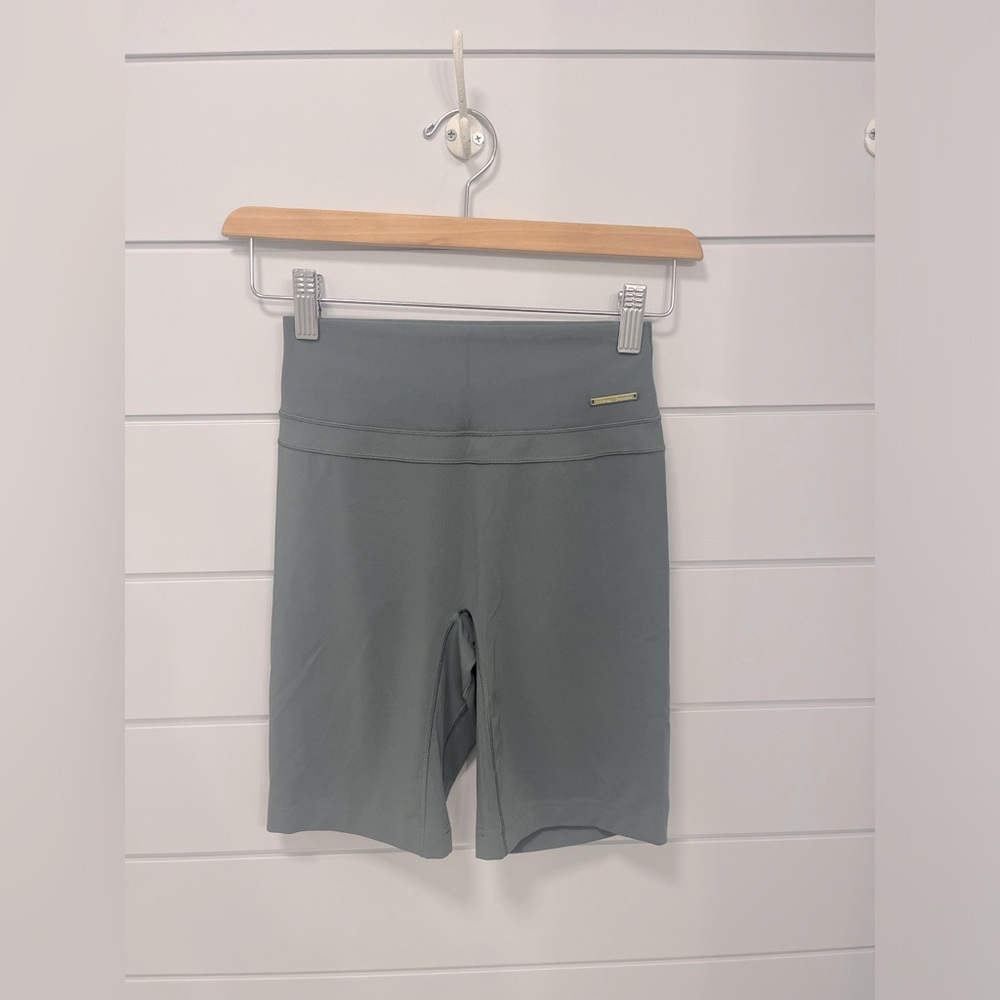 Gymshark X Whitney Simmonds Biker Shorts Size Small